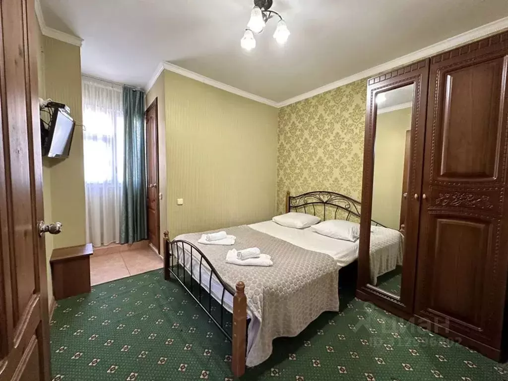 Комната Краснодарский край, Сочи Адлер жилрайон, ул. Дзержинского, 28 - Фото 0