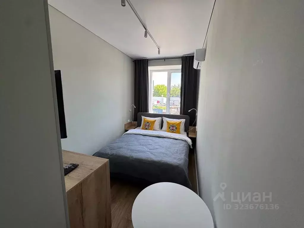 Комната Татарстан, Казань ул. Тази Гиззата, 26к1 - Фото 1