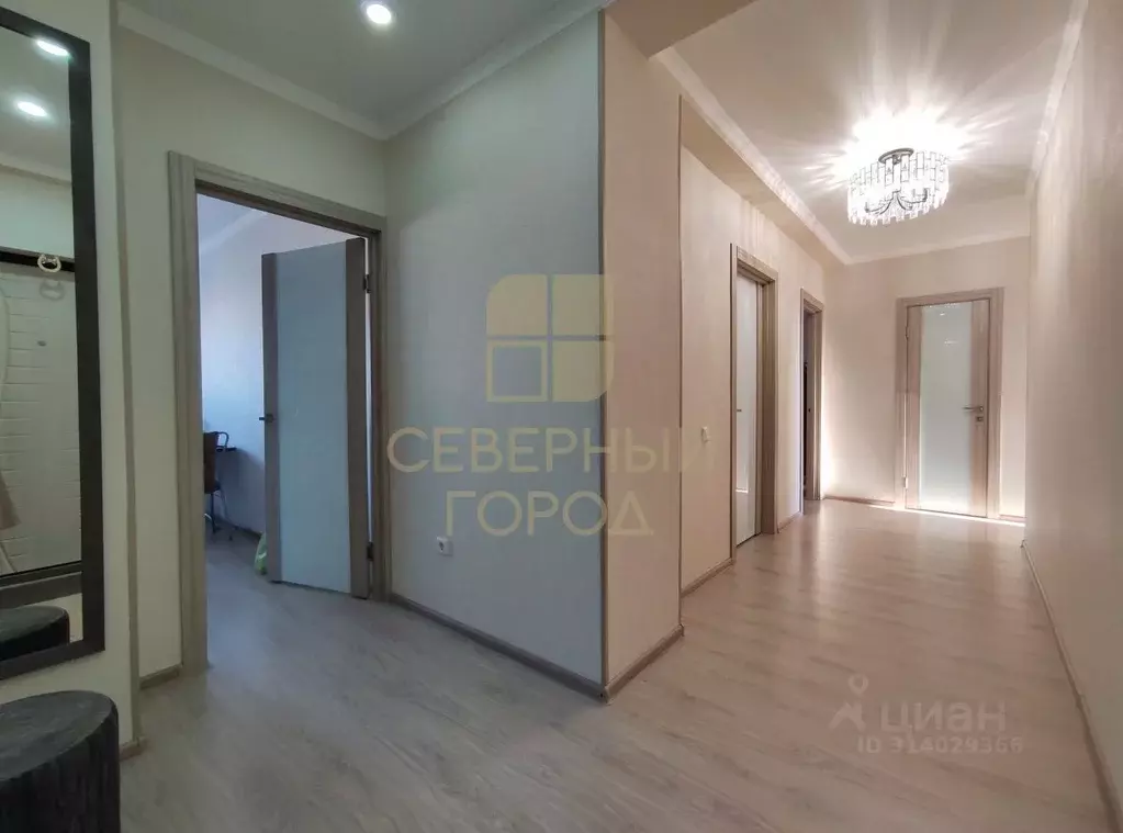 3-к кв. Ханты-Мансийский АО, Нижневартовск ул. Ленина, 48 (81.8 м) - Фото 1