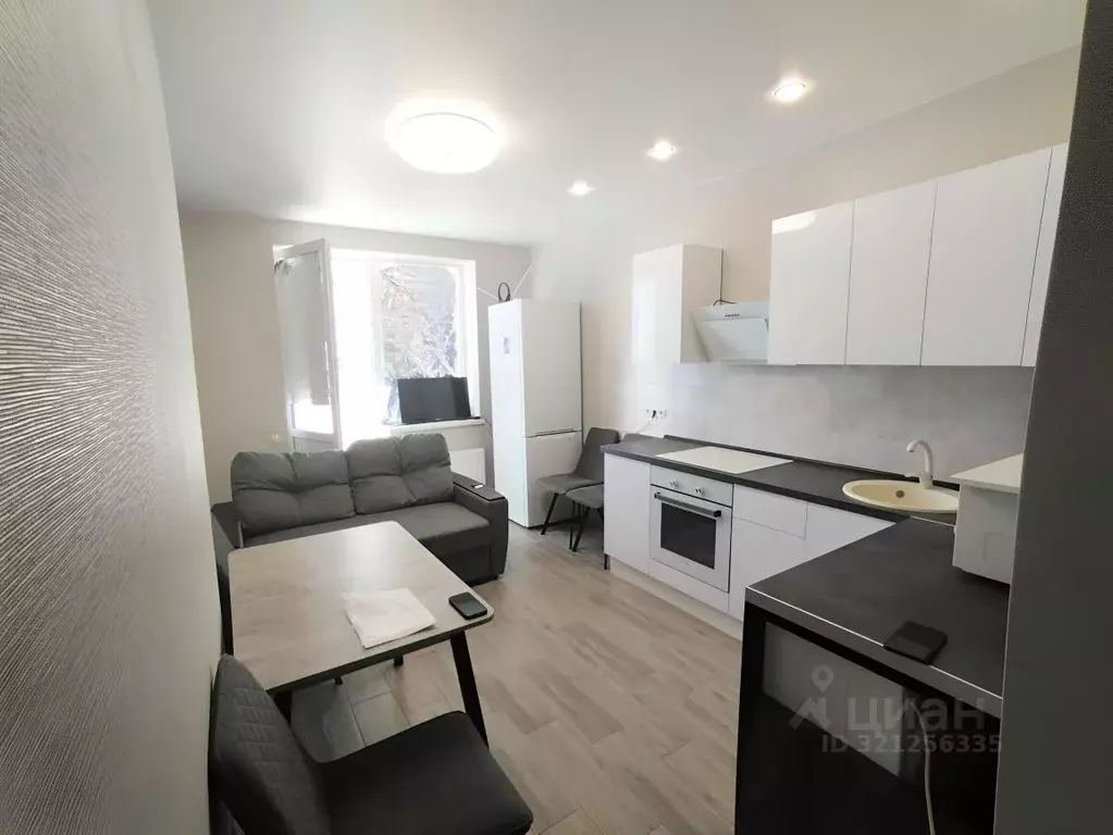 1-к кв. Волгоградская область, Волгоград ул. Гаря Хохолова, 2 (36.0 м) - Фото 1