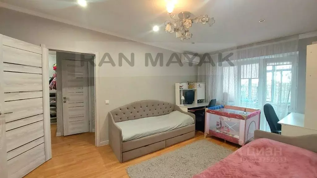 2-к кв. Адыгея, Майкоп ул. Ленина, 80 (47.0 м) - Фото 0