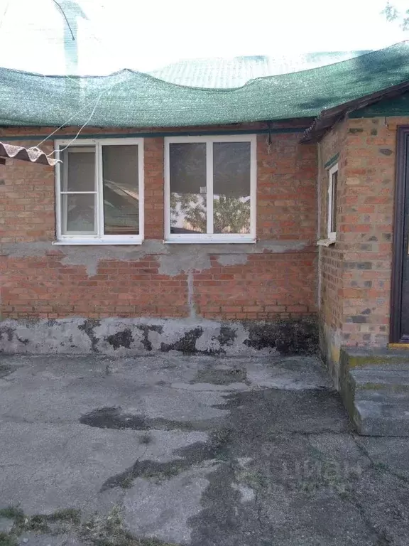 Дом в Ростовская область, Неклиновский район, с. Лакедемоновка Степная ... - Фото 1