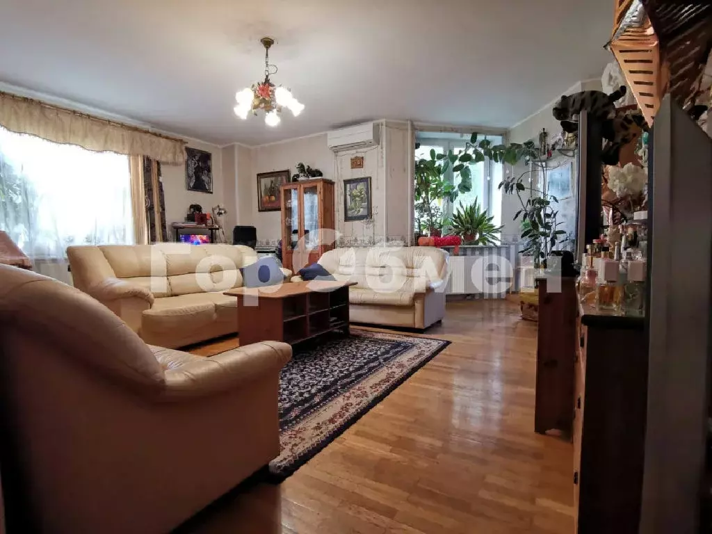 Продается 4-комнатная квартира - Фото 2