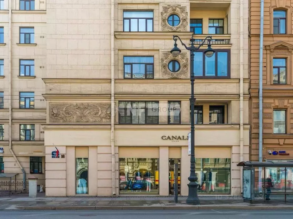 Торговая площадь в Санкт-Петербург Невский просп., 141 (287 м) - Фото 1