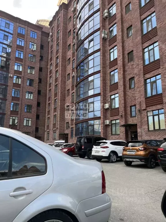 2-к кв. Кабардино-Балкария, Нальчик ул. Кешокова, 81 (61.0 м) - Фото 1