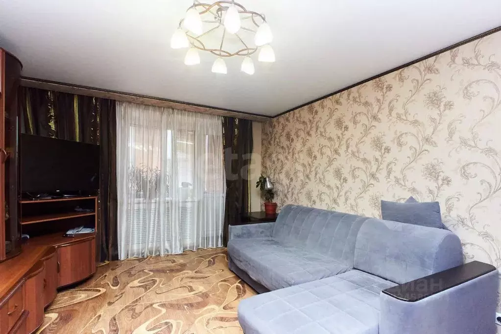 3-к кв. Тюменская область, Тюмень ул. Ватутина, 18 (60.0 м) - Фото 1