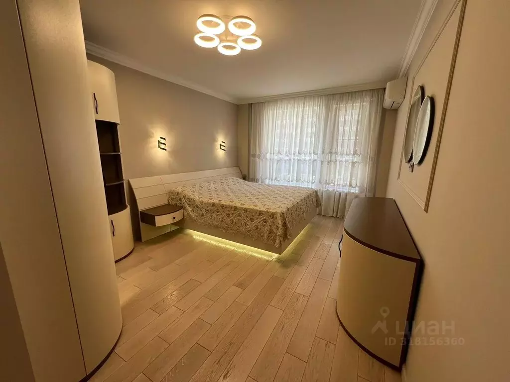 3-к кв. Москва ул. Саларьевская, 14к2 (95.0 м) - Фото 0