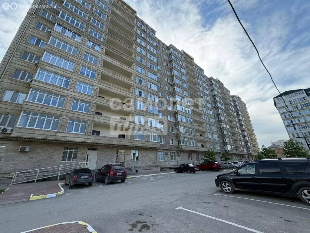 2-комнатная квартира: Каспийск, Каспийское шоссе, 23 (80 м) - Фото 1