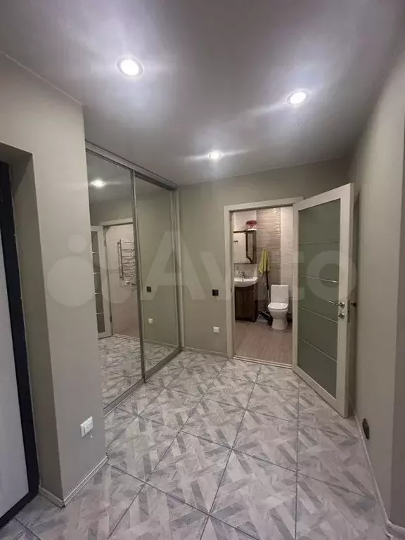 1-к. квартира, 50 м, 7/15 эт. - Фото 1