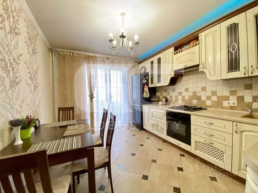 2-к кв. Брянская область, Брянск ул. Брянского Фронта, 28 (59.8 м) - Фото 0