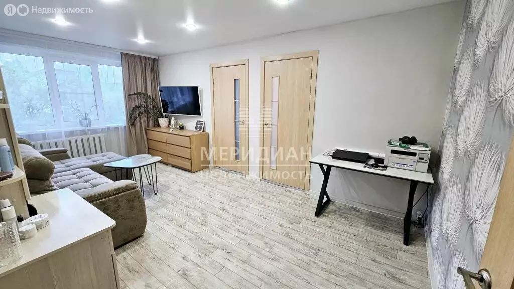 3-комнатная квартира: Бор, 2-й микрорайон, 37 (49.6 м) - Фото 2