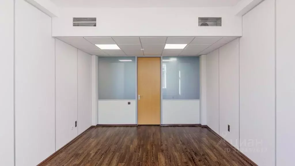 Офис в Санкт-Петербург ул. Чапаева, 15 (26 м) - Фото 2