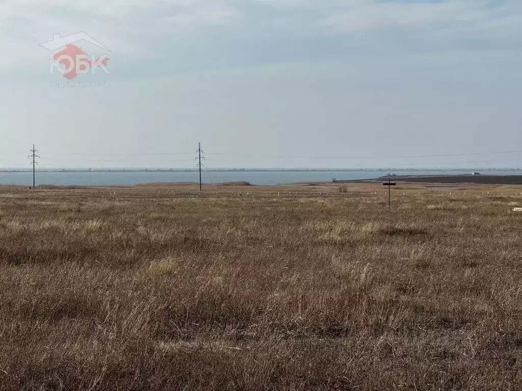 Участок в Крым, Сакский район, с. Штормовое  (6.0 сот.) - Фото 1