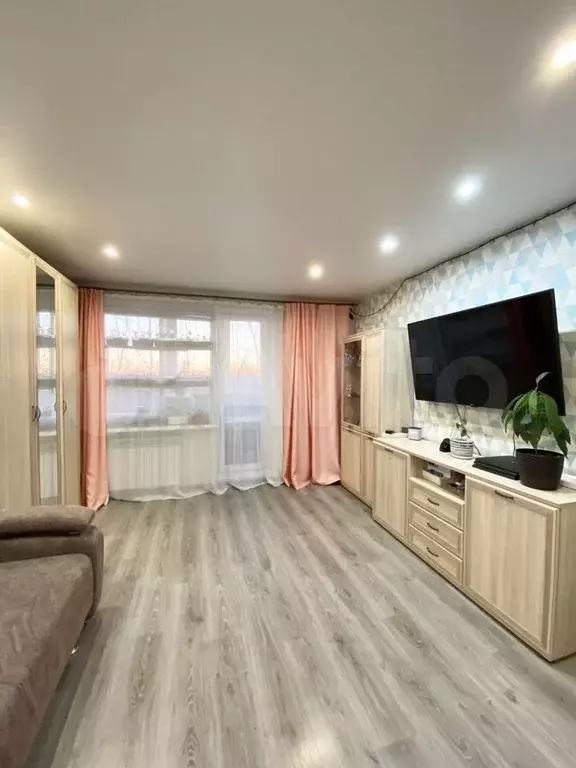 3-к. квартира, 64 м, 4/5 эт. - Фото 0