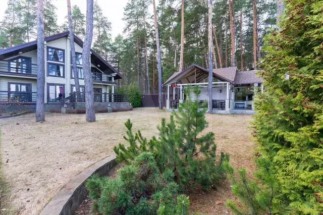 Дом 300 м на участке 40 сот. - Фото 0