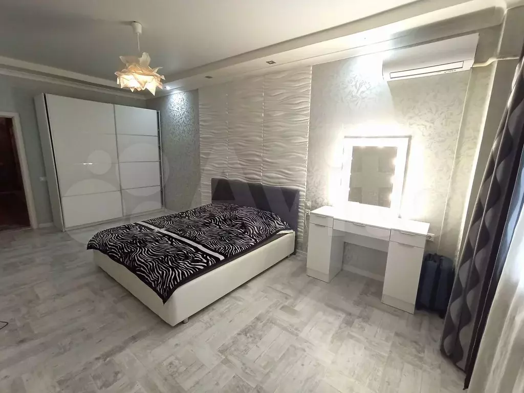 3-к. квартира, 110 м, 16/24 эт. - Фото 1