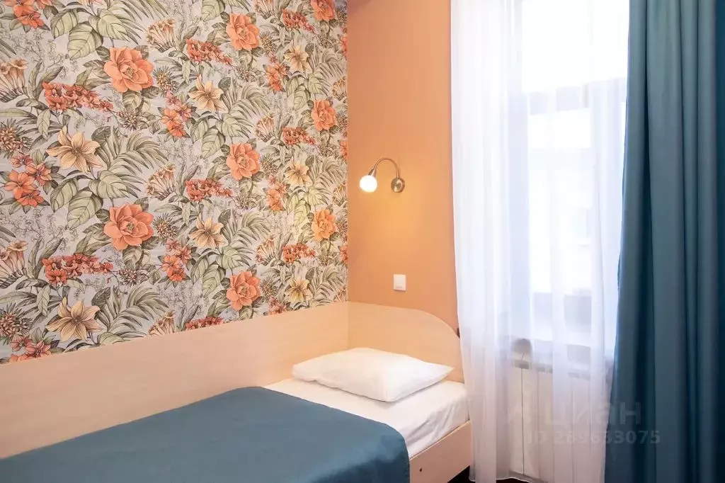 Комната Санкт-Петербург наб. Канала Грибоедова, 35 - Фото 1