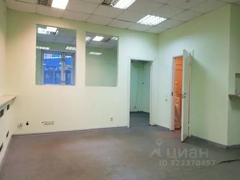 Производственное помещение в Санкт-Петербург ул. Салова, 56Т (112 м) - Фото 1