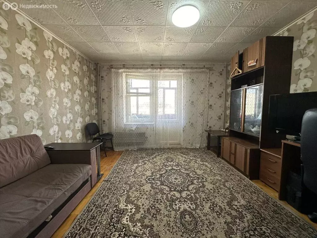 3-комнатная квартира: Полевской, микрорайон Зелёный Бор-1, 19 (59.3 м) - Фото 1