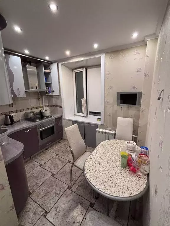 2-к. квартира, 50 м, 3/9 эт. - Фото 0