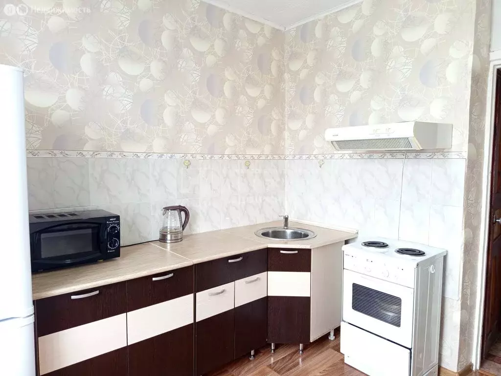 3-комнатная квартира: Полысаево, улица Крупской, 126 (64.5 м) - Фото 2