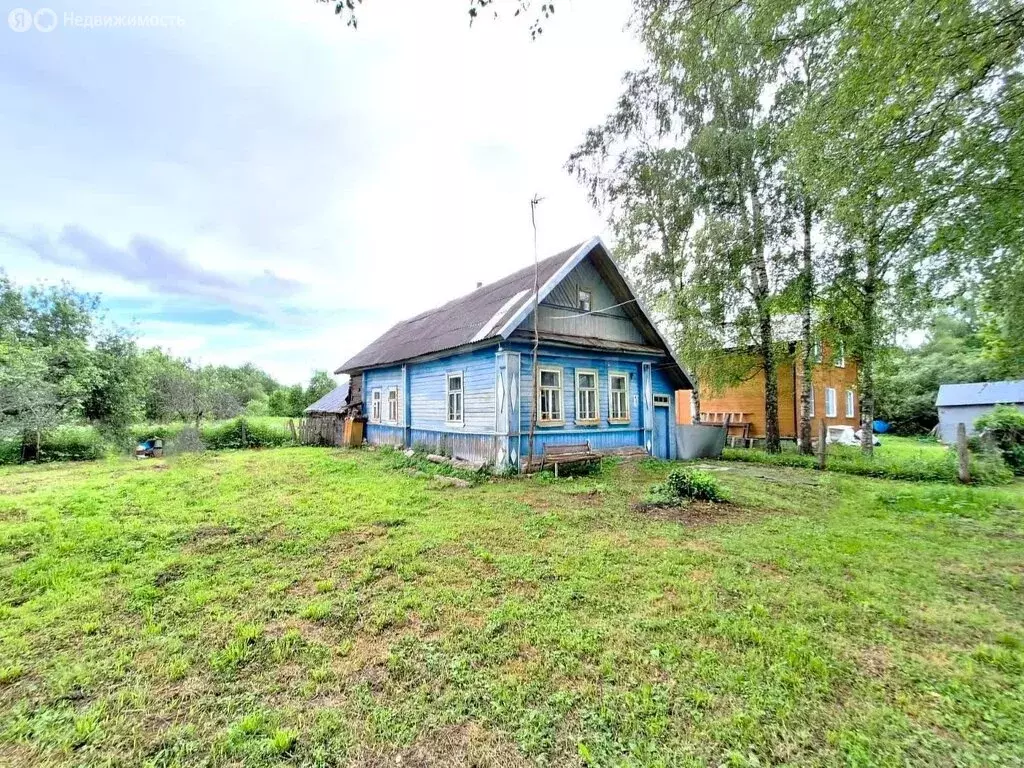 Дом в Тверская область, Старицкий муниципальный округ, деревня ... - Фото 1