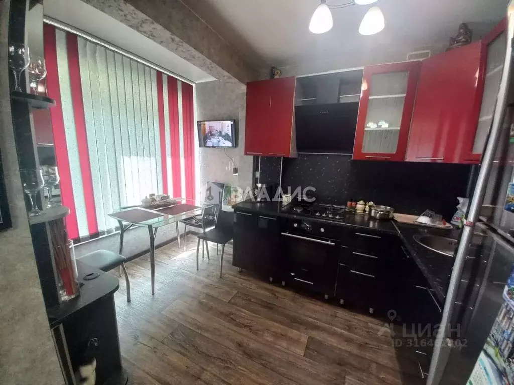 3-к кв. Иркутская область, Ангарск 9-й мкр, 25 (60.0 м) - Фото 0