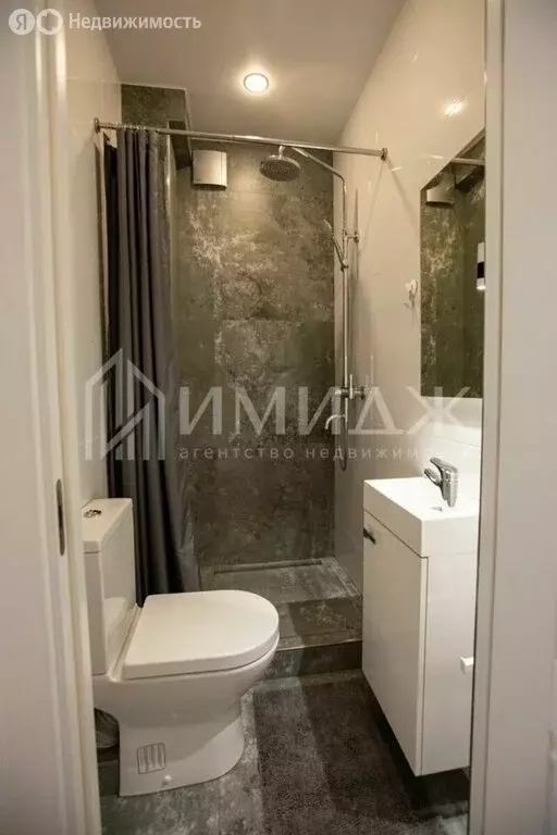 3-комнатная квартира: Сириус, улица Тюльпанов, 41к3 (81 м) - Фото 0