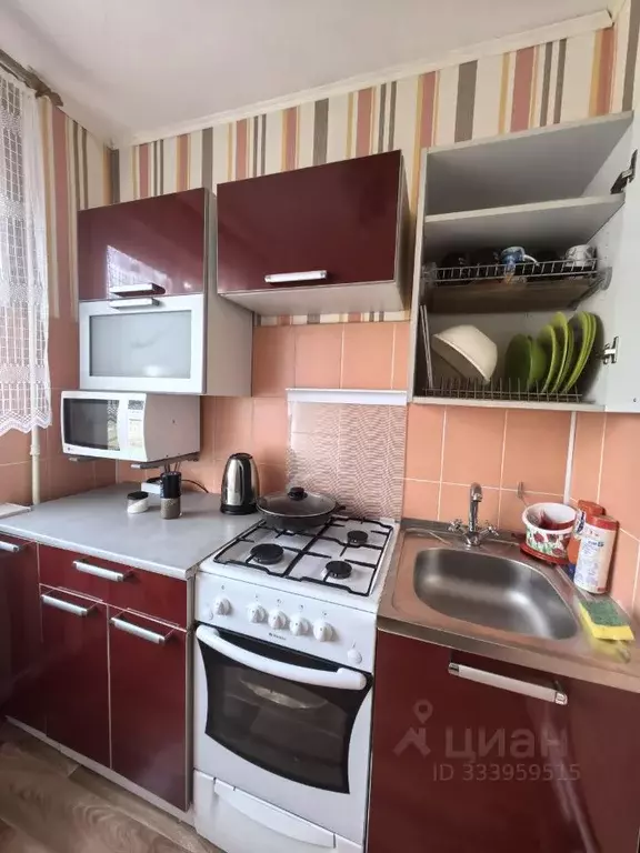 2-к кв. Псковская область, Псков Текстильная ул., 12 (45.0 м) - Фото 1