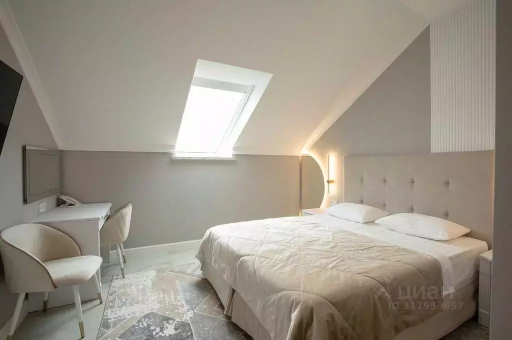 Комната Краснодарский край, Геленджик ул. Серафимовича, 8 (18.0 м) - Фото 1