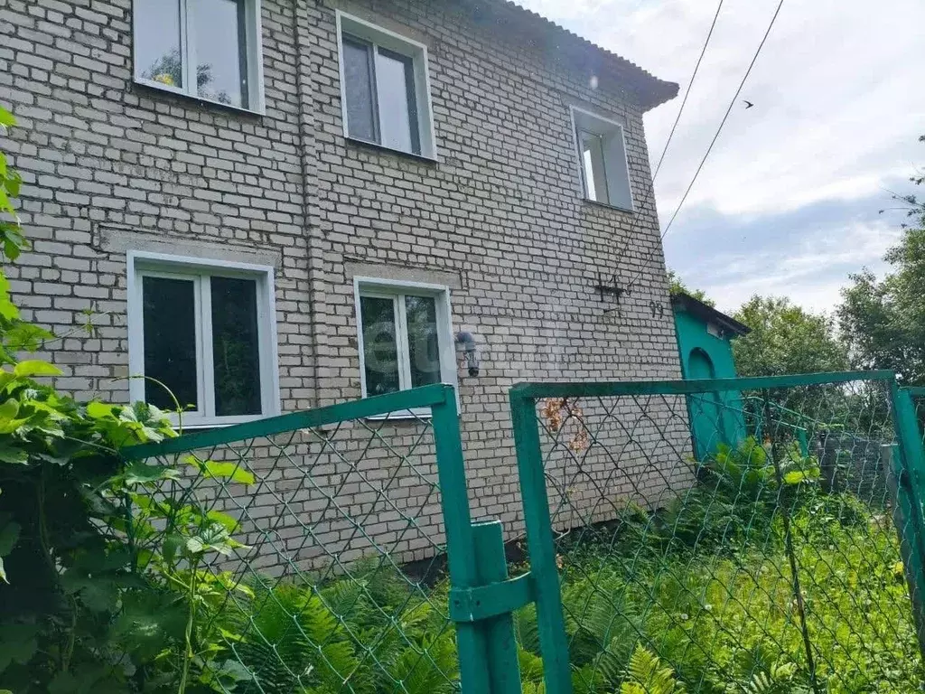 Дом в Кировская область, Зуевка ул. Труда, 99 (200 м) - Фото 1