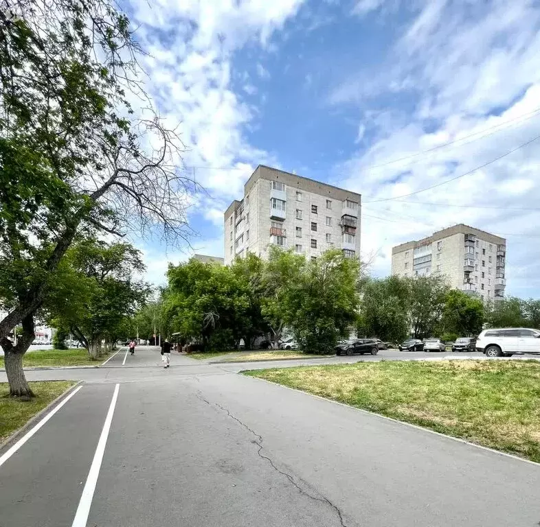 3-комнатная квартира: Курган, улица Гоголя, 84 (54.4 м) - Фото 1