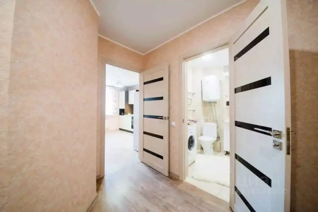 1-к кв. Саратовская область, Саратов ул. Имени Н.В. Гоголя, 1 (53.0 м) - Фото 1
