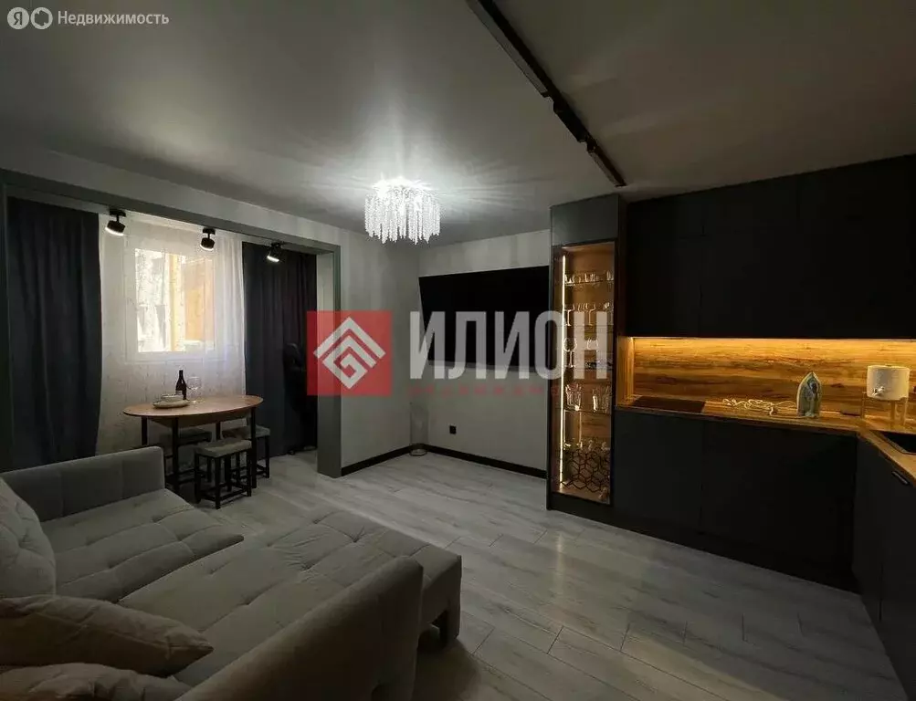 2-комнатная квартира: Севастополь, улица Колобова, 18/11 (65 м) - Фото 1