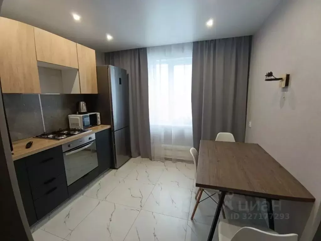 2-к кв. Татарстан, Казань просп. Ямашева, 39 (50.0 м) - Фото 0