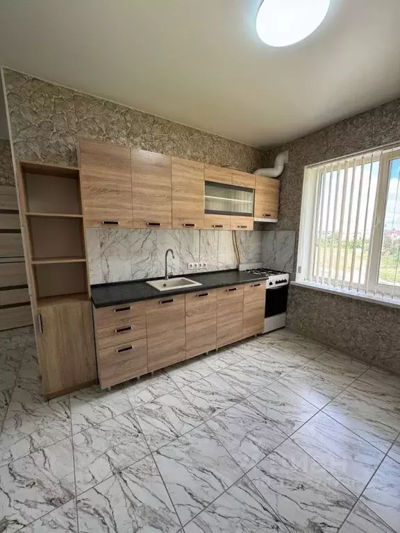 1-к кв. Крым, Симферополь ул. Эмель, 16 (45.0 м) - Фото 1