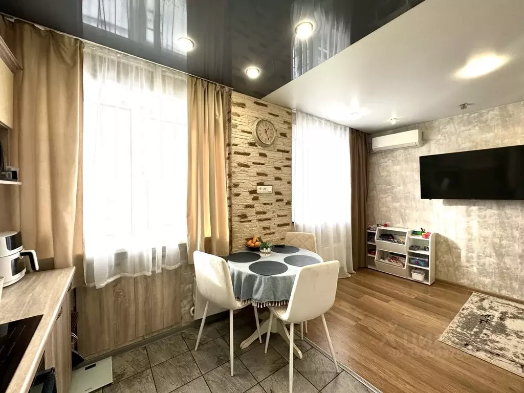 2-к кв. Кемеровская область, Новокузнецк ул. Новаторов, 7 (45.0 м) - Фото 2