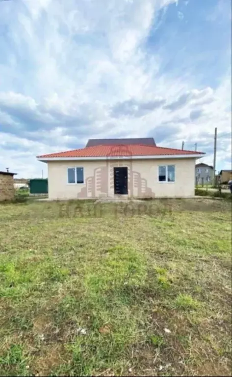 Дом в Крым, Феодосия муниципальный округ, с. Ближнее пер. Персиковый ... - Фото 1