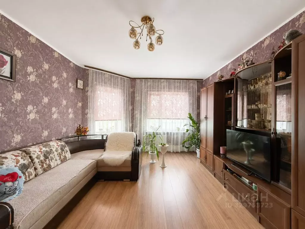 2-к кв. Псковская область, Псков Техническая ул., 8 (54.0 м) - Фото 1