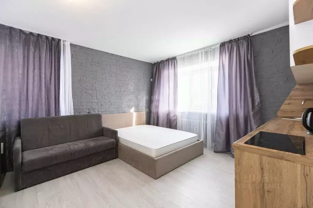 Студия Тюменская область, Тюмень ул. Мельникайте, 83 (22.3 м) - Фото 1