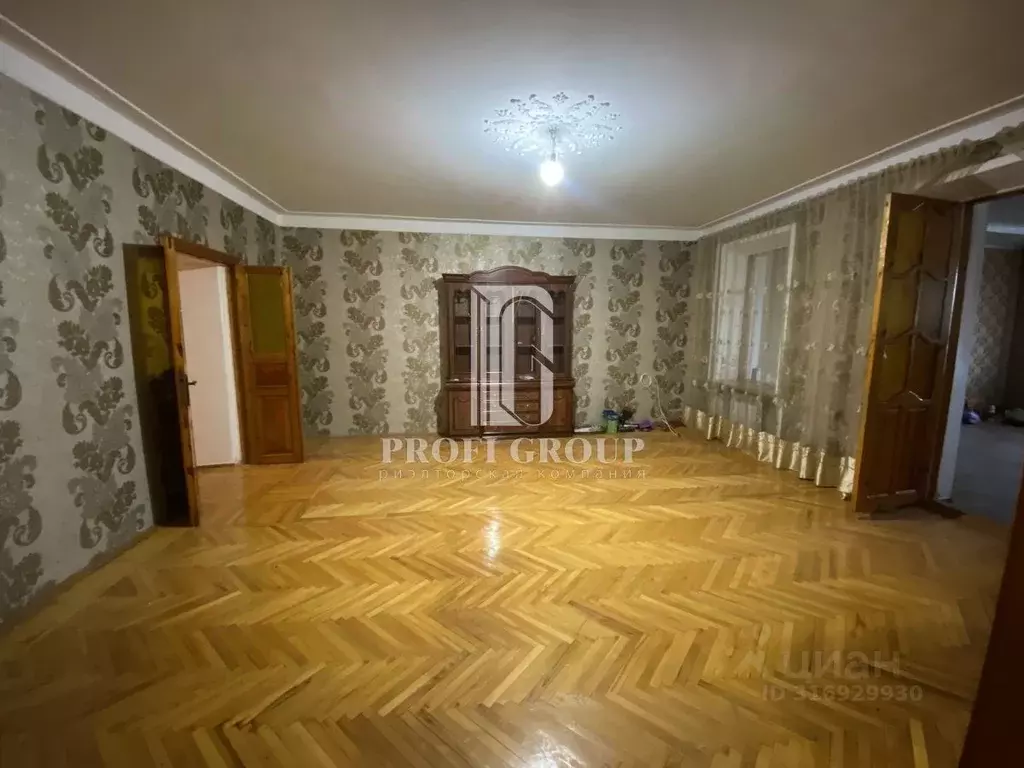3-к кв. Дагестан, Махачкала ул. Магомеда Ярагского (117.0 м) - Фото 0