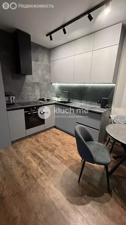 2-комнатная квартира: Казань, улица Братьев Касимовых, 35 (59 м) - Фото 1