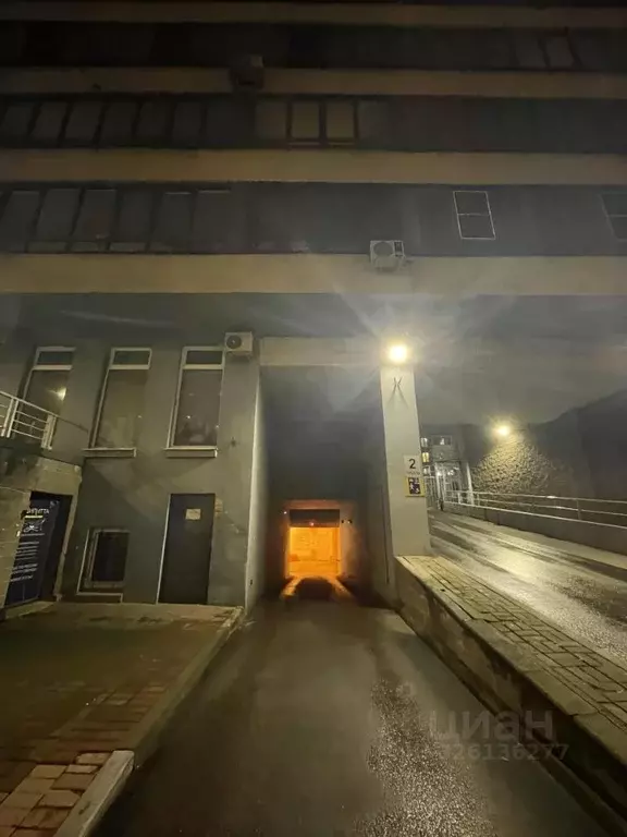 Гараж в Санкт-Петербург Капитанская ул., 4 (12 м) - Фото 2