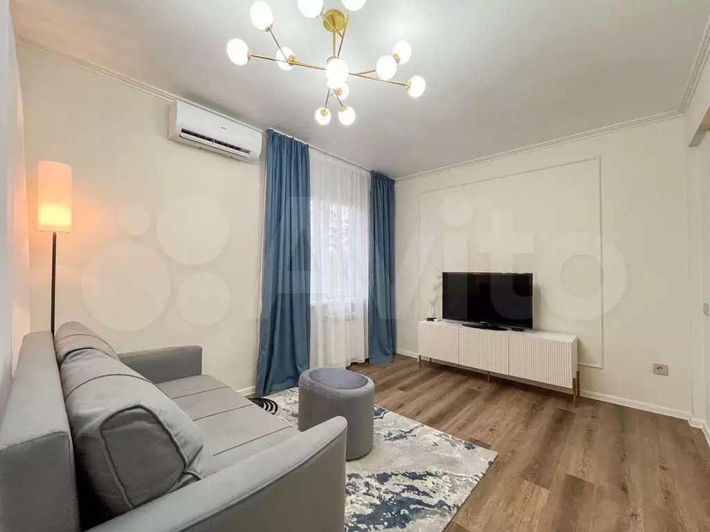 1-к. квартира, 35 м, 5/5 эт. - Фото 0
