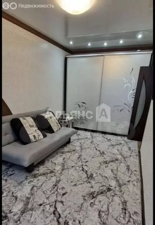 1-комнатная квартира: Шахты, улица Евгения Кобылкина, 10 (30 м) - Фото 2