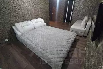 3-к кв. Тюменская область, Тюмень ул. Республики, 164 (76.0 м) - Фото 1