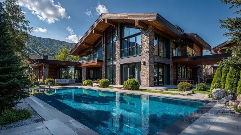 Дом в Краснодарский край, Сочи Красная Поляна пгт, ул. Дальняя (350 м) - Фото 1