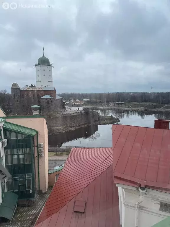3-комнатная квартира: Выборг, улица Северный Вал, 3 (120.9 м) - Фото 1