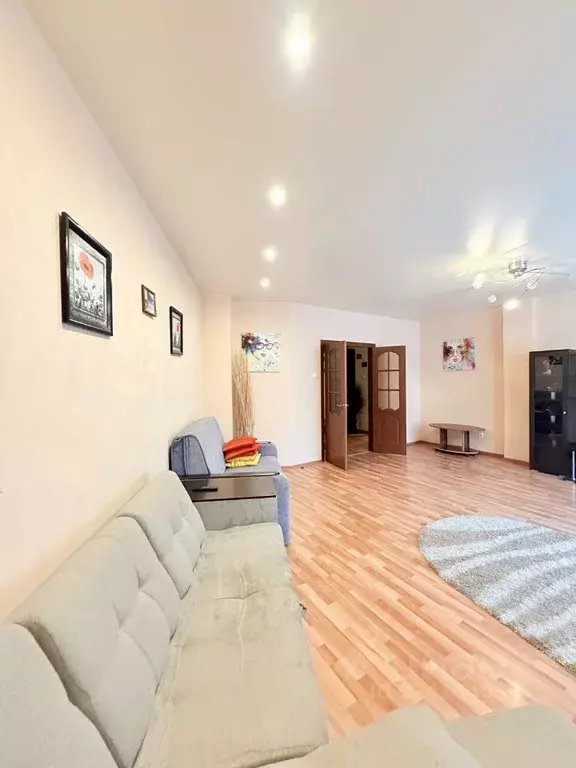 2-к кв. Воронежская область, Воронеж просп. Революции, 9а (94.0 м) - Фото 1