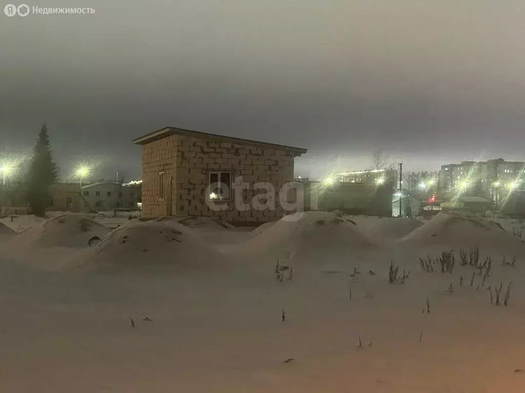 Участок в Новый Уренгой, район Южная Жилая Часть, микрорайон Заозёрный ... - Фото 1